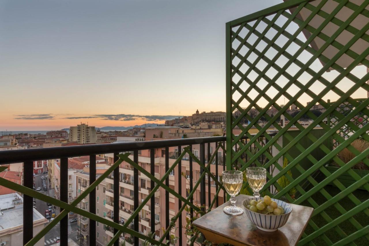 Eleventh Floor Suites カリアリ エクステリア 写真