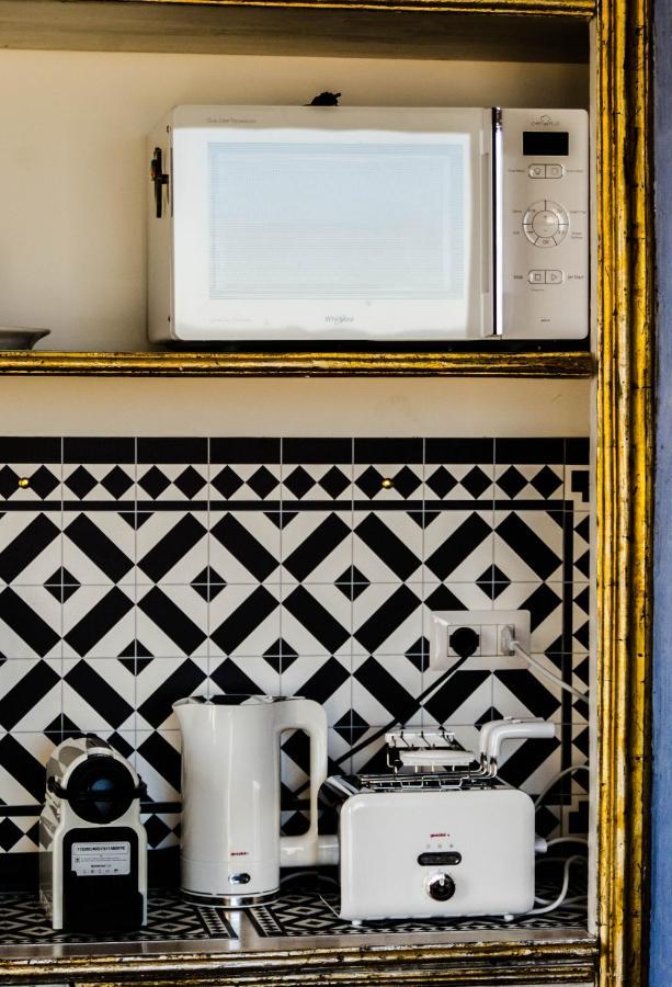 Eleventh Floor Suites カリアリ エクステリア 写真