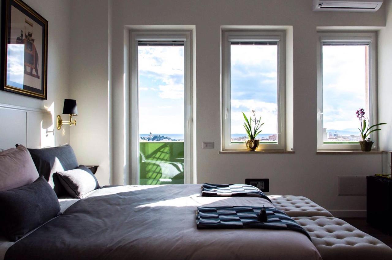Eleventh Floor Suites カリアリ エクステリア 写真